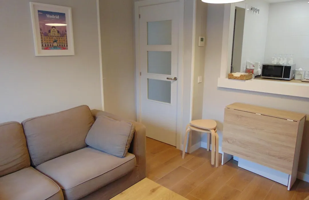 Airport Madrid Plenilunio suites beige-1